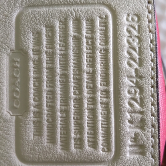 Coach purse - Picture 3 of 6